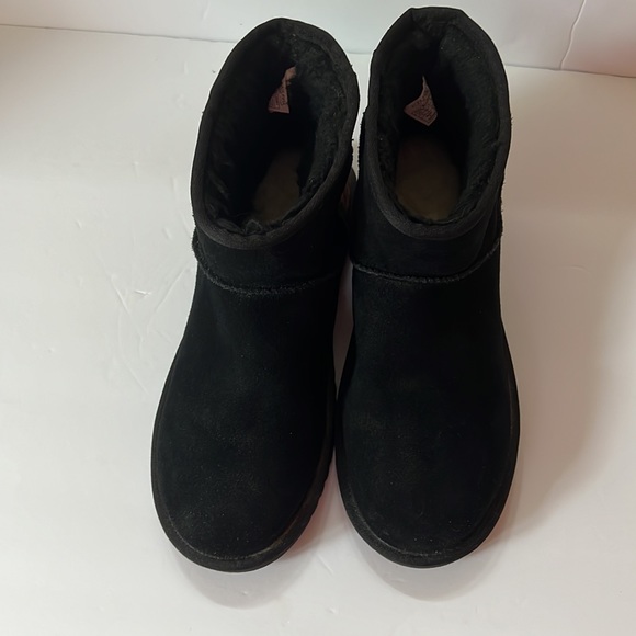 Koolaburra by UGG Mini II Black and Leopard Boots - Picture 5 of 11